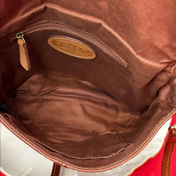 Fossil Tan Leather Shoulder Bag - Picture 6 of 8
